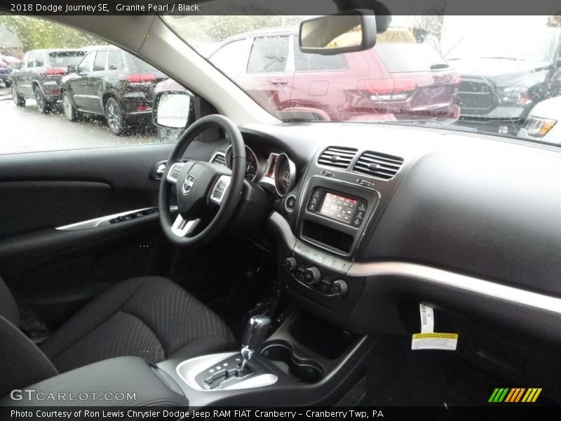 Granite Pearl / Black 2018 Dodge Journey SE