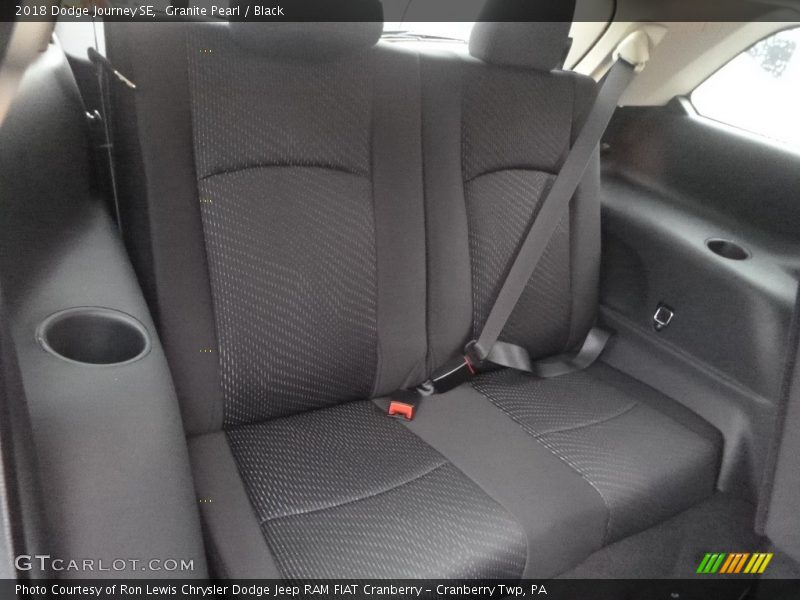 Granite Pearl / Black 2018 Dodge Journey SE