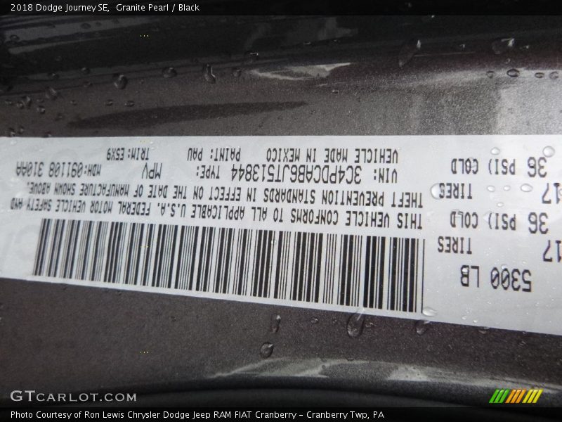 Granite Pearl / Black 2018 Dodge Journey SE