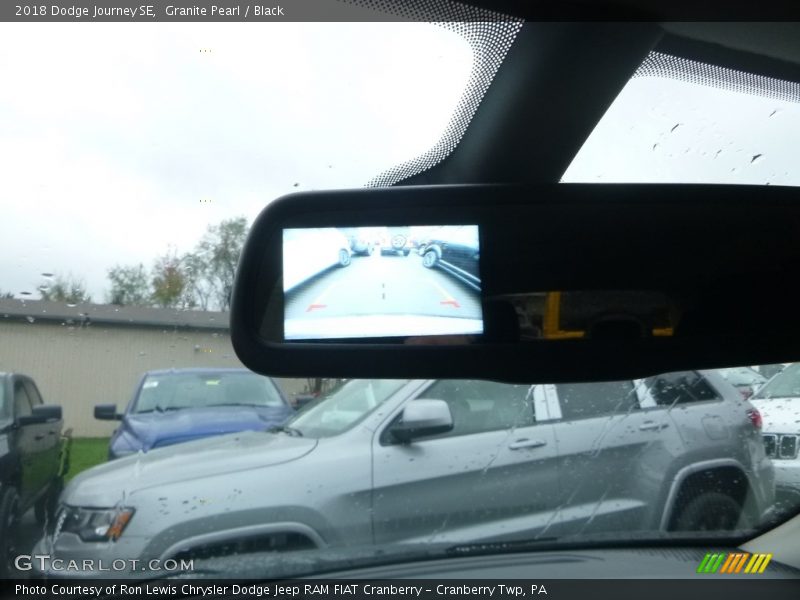 Granite Pearl / Black 2018 Dodge Journey SE