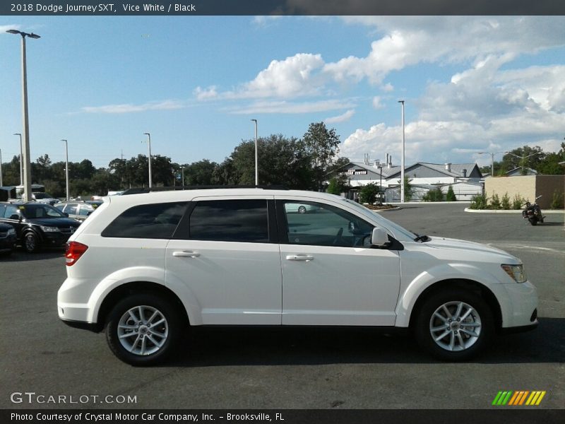 Vice White / Black 2018 Dodge Journey SXT