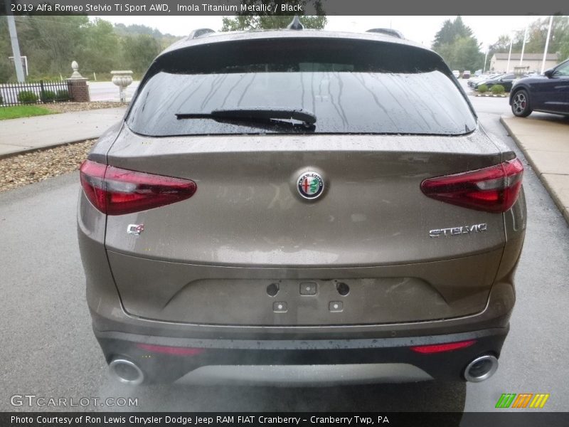 Imola Titanium Metallic / Black 2019 Alfa Romeo Stelvio Ti Sport AWD