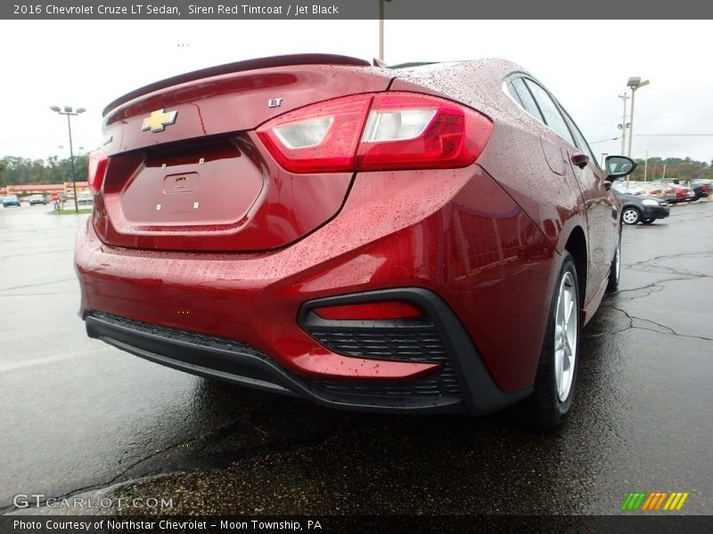 Siren Red Tintcoat / Jet Black 2016 Chevrolet Cruze LT Sedan