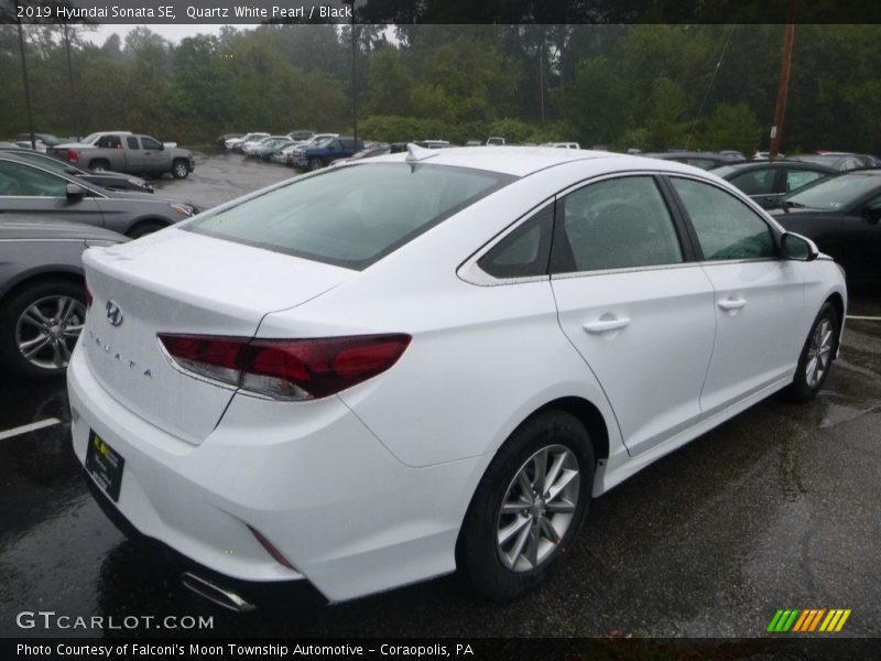 Quartz White Pearl / Black 2019 Hyundai Sonata SE