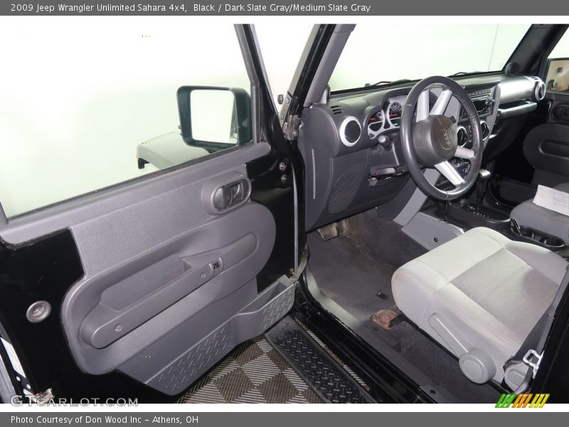 Black / Dark Slate Gray/Medium Slate Gray 2009 Jeep Wrangler Unlimited Sahara 4x4