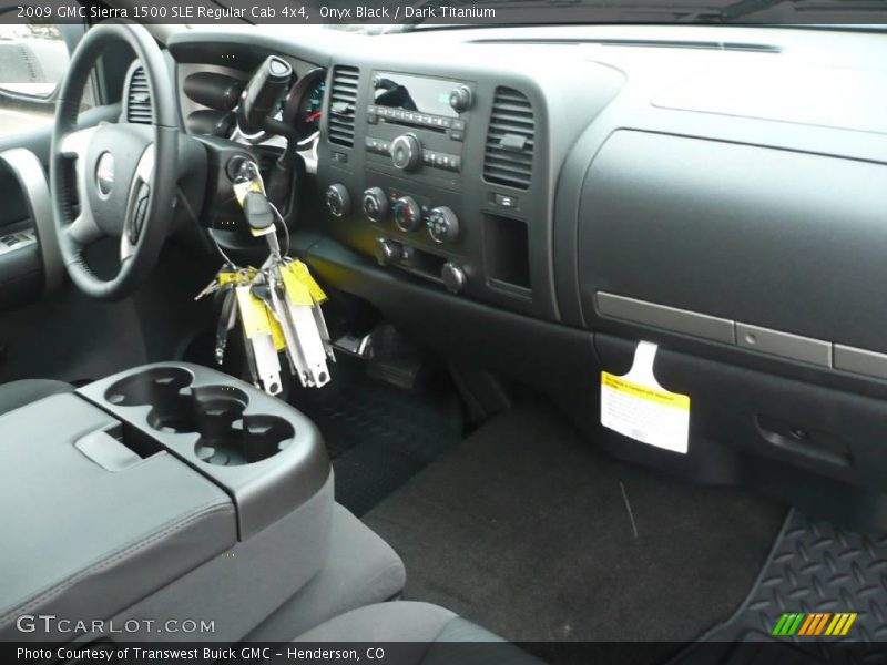 Onyx Black / Dark Titanium 2009 GMC Sierra 1500 SLE Regular Cab 4x4