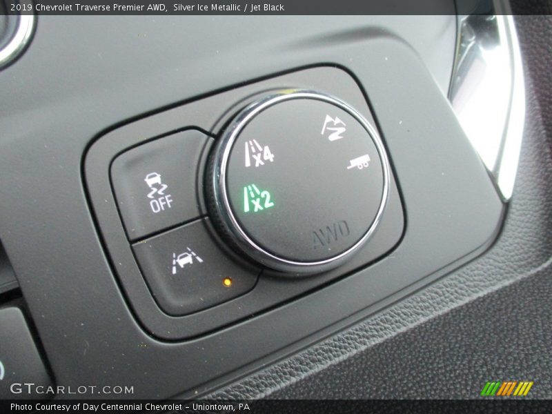 Silver Ice Metallic / Jet Black 2019 Chevrolet Traverse Premier AWD
