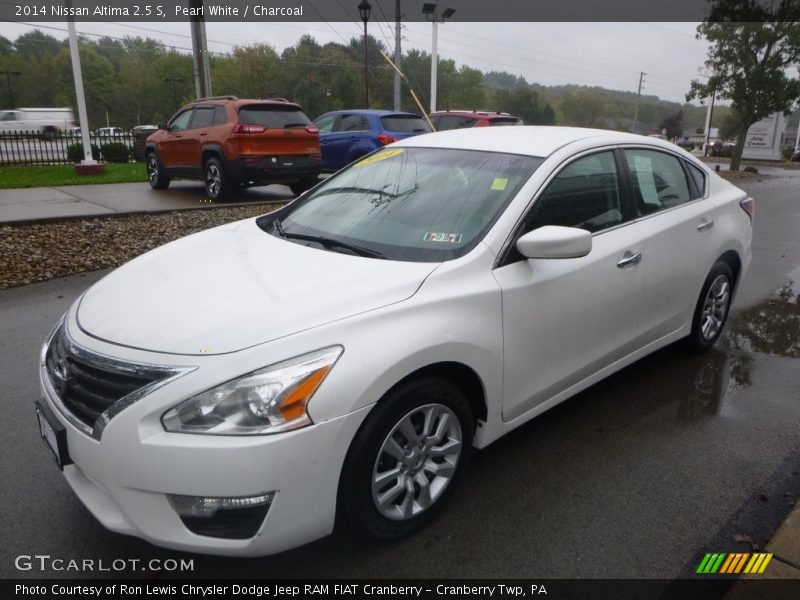 Pearl White / Charcoal 2014 Nissan Altima 2.5 S