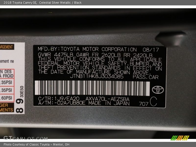 Celestial Silver Metallic / Black 2018 Toyota Camry SE