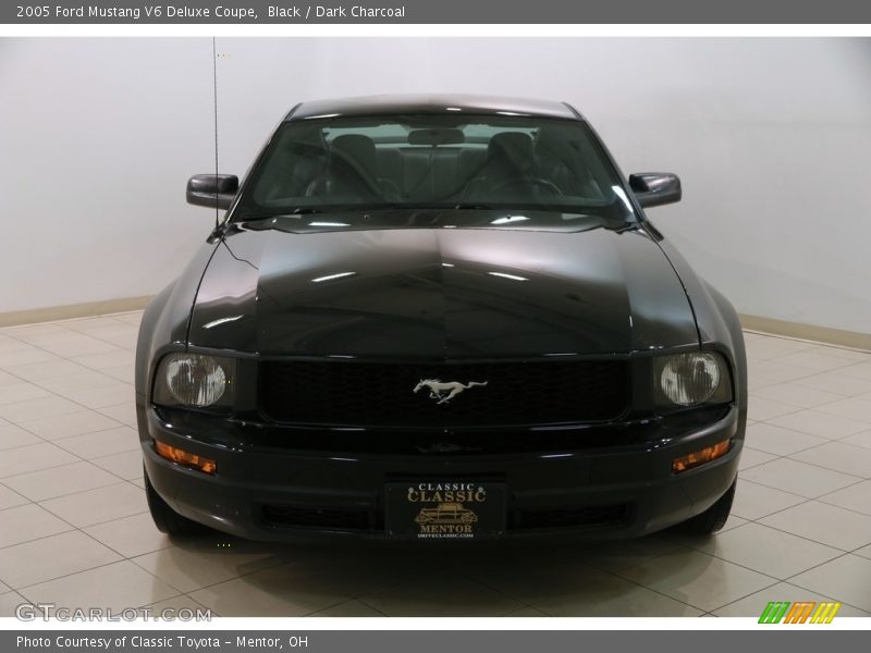 Black / Dark Charcoal 2005 Ford Mustang V6 Deluxe Coupe