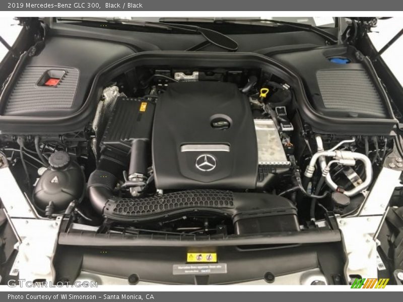 Black / Black 2019 Mercedes-Benz GLC 300