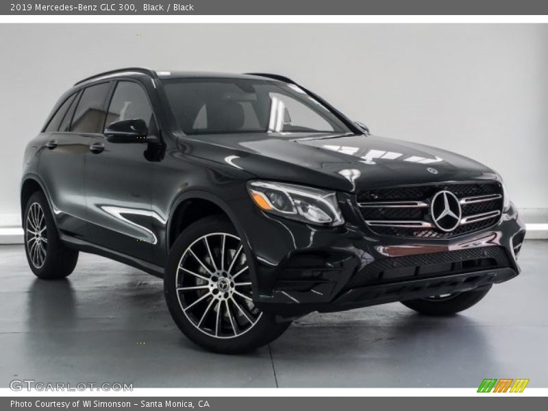 Black / Black 2019 Mercedes-Benz GLC 300