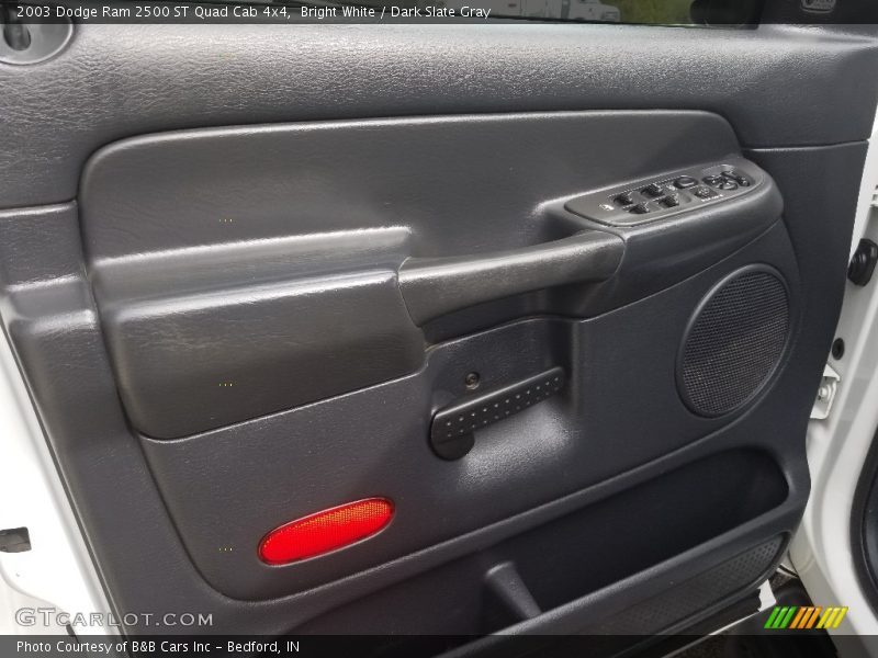 Bright White / Dark Slate Gray 2003 Dodge Ram 2500 ST Quad Cab 4x4
