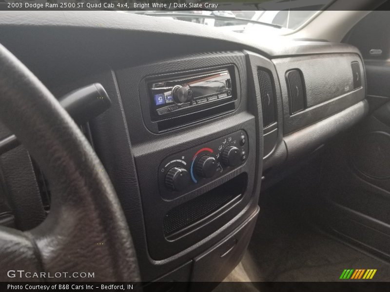 Bright White / Dark Slate Gray 2003 Dodge Ram 2500 ST Quad Cab 4x4
