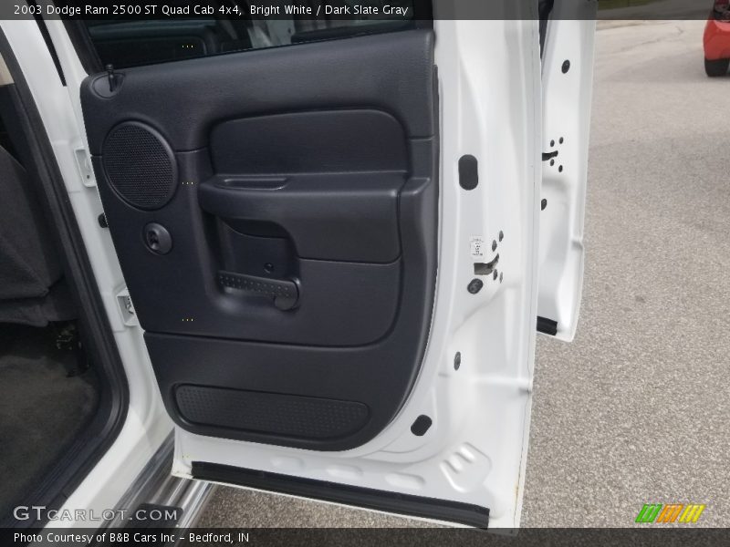 Bright White / Dark Slate Gray 2003 Dodge Ram 2500 ST Quad Cab 4x4