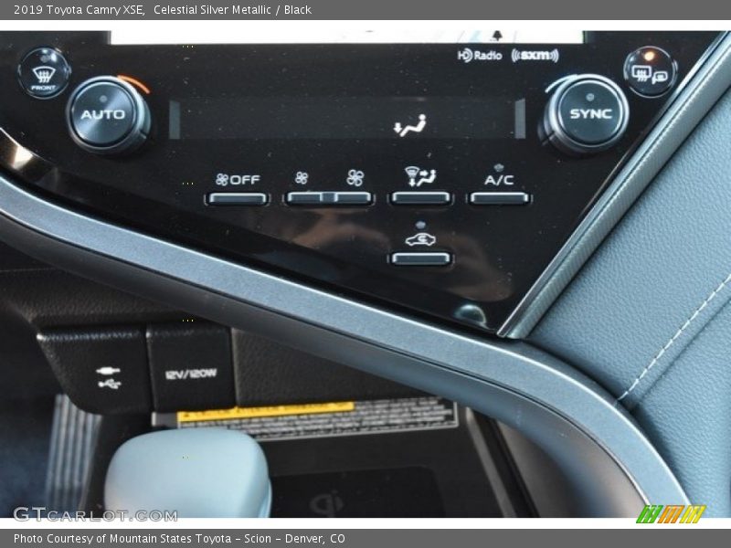 Celestial Silver Metallic / Black 2019 Toyota Camry XSE