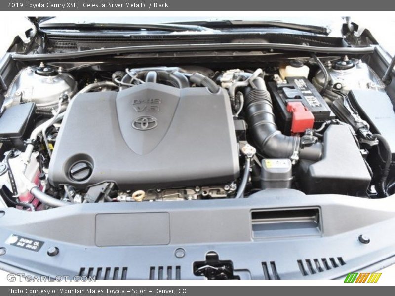 Celestial Silver Metallic / Black 2019 Toyota Camry XSE