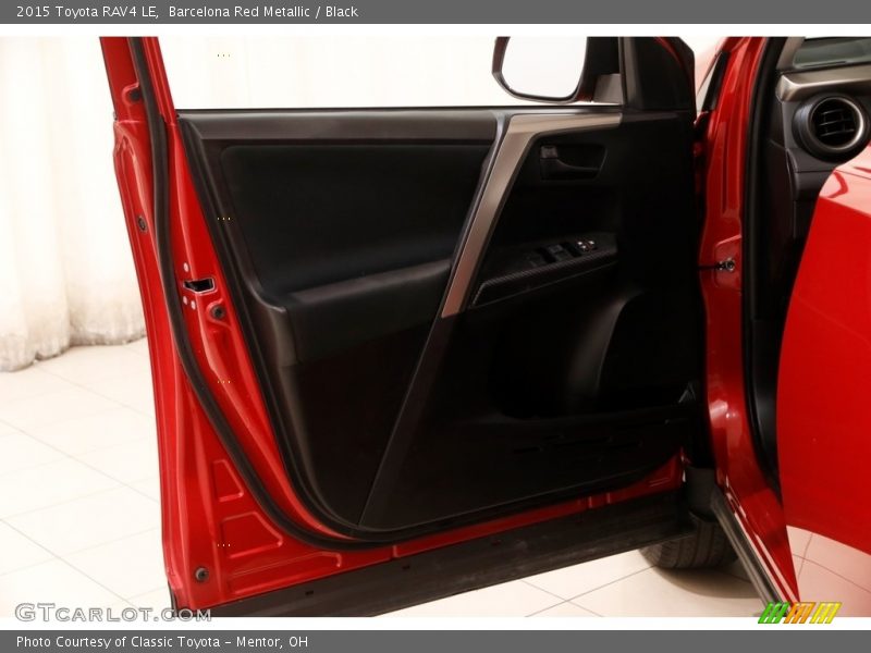 Barcelona Red Metallic / Black 2015 Toyota RAV4 LE