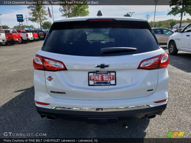Iridescent Pearl Tricoat / Jet Black 2019 Chevrolet Equinox LT AWD