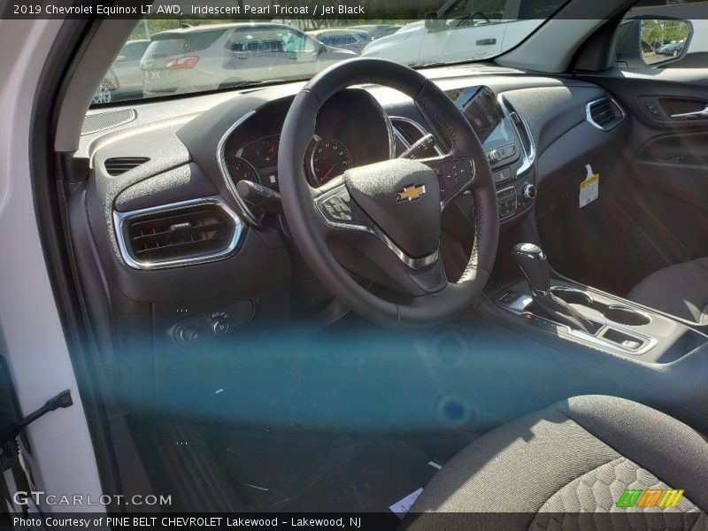 Iridescent Pearl Tricoat / Jet Black 2019 Chevrolet Equinox LT AWD