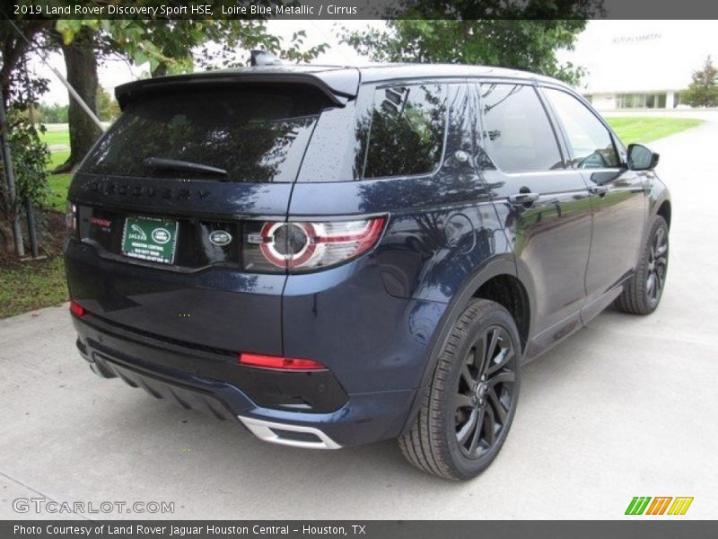 Loire Blue Metallic / Cirrus 2019 Land Rover Discovery Sport HSE