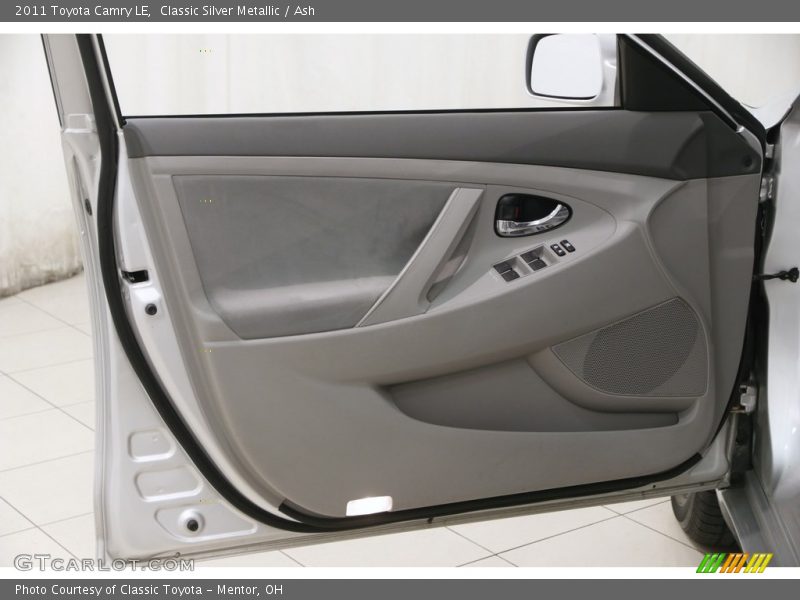 Classic Silver Metallic / Ash 2011 Toyota Camry LE