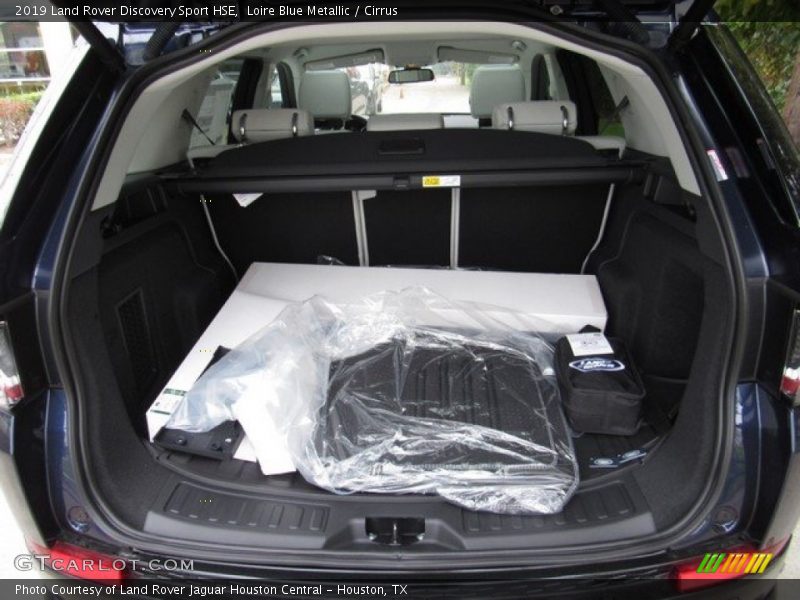  2019 Discovery Sport HSE Trunk