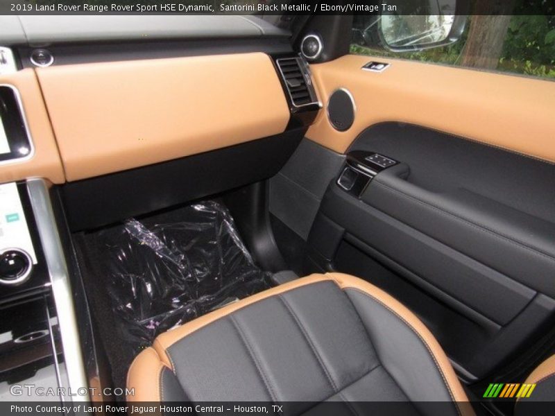 Front Seat of 2019 Range Rover Sport HSE Dynamic