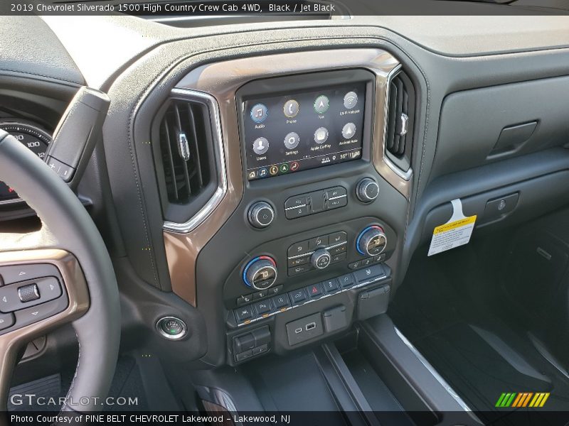 Controls of 2019 Silverado 1500 High Country Crew Cab 4WD