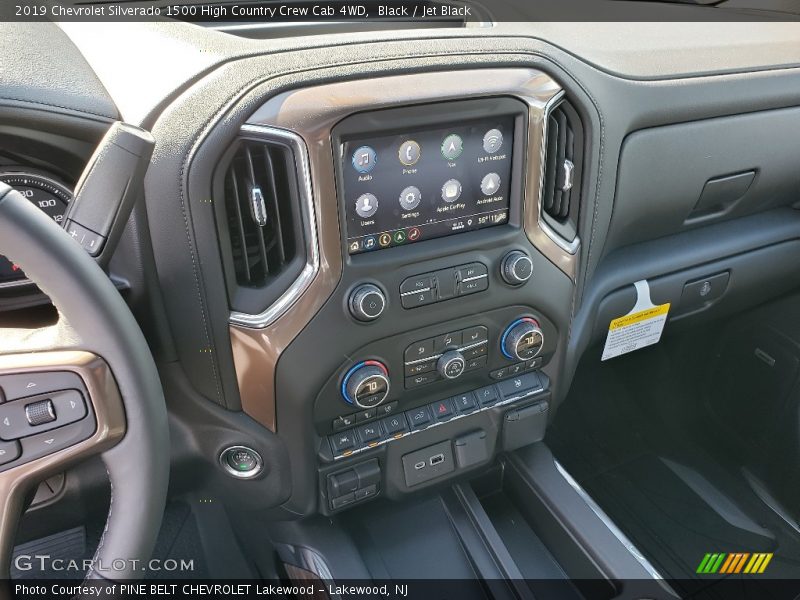 Controls of 2019 Silverado 1500 High Country Crew Cab 4WD