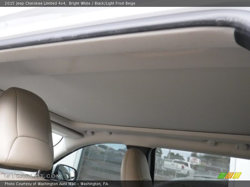 Bright White / Black/Light Frost Beige 2015 Jeep Cherokee Limited 4x4
