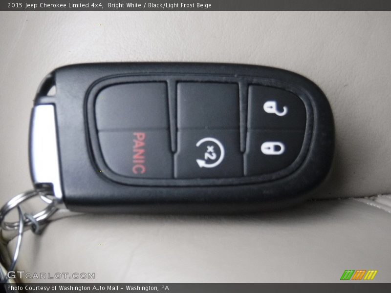Bright White / Black/Light Frost Beige 2015 Jeep Cherokee Limited 4x4