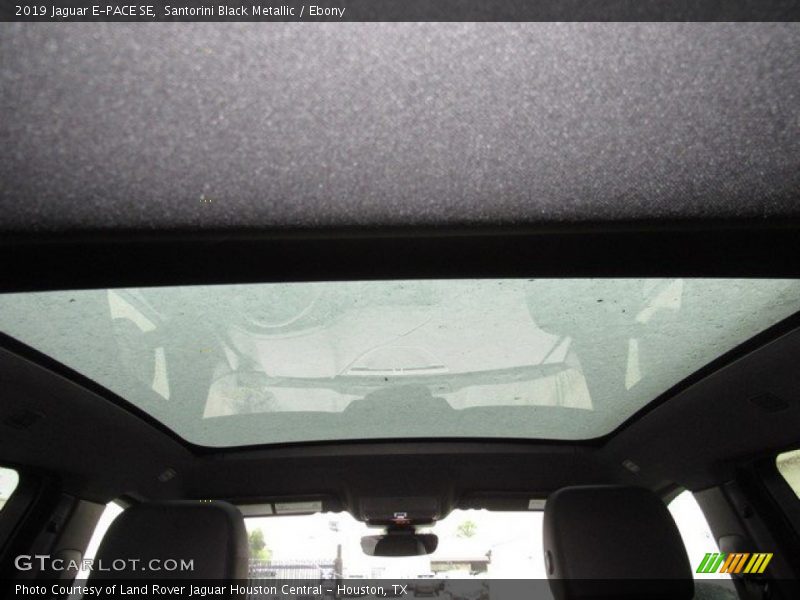 Santorini Black Metallic / Ebony 2019 Jaguar E-PACE SE
