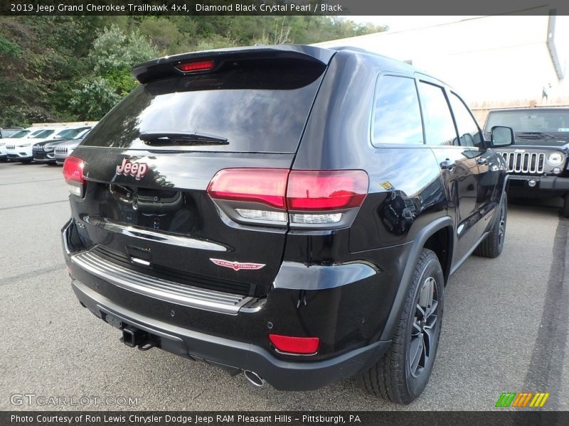 Diamond Black Crystal Pearl / Black 2019 Jeep Grand Cherokee Trailhawk 4x4