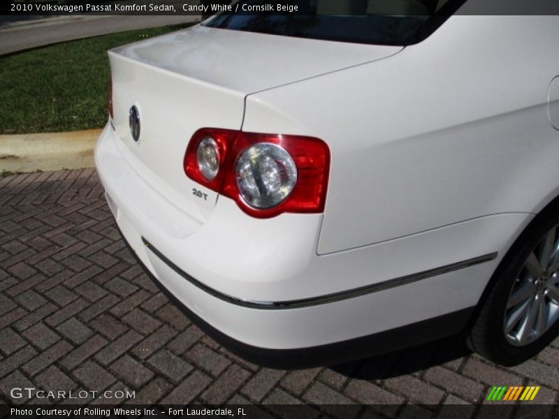 Candy White / Cornsilk Beige 2010 Volkswagen Passat Komfort Sedan