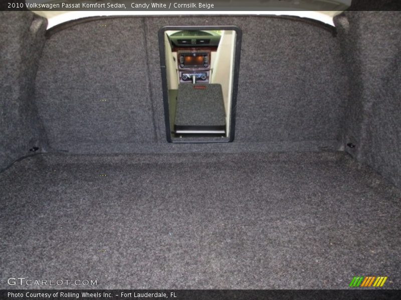 Candy White / Cornsilk Beige 2010 Volkswagen Passat Komfort Sedan
