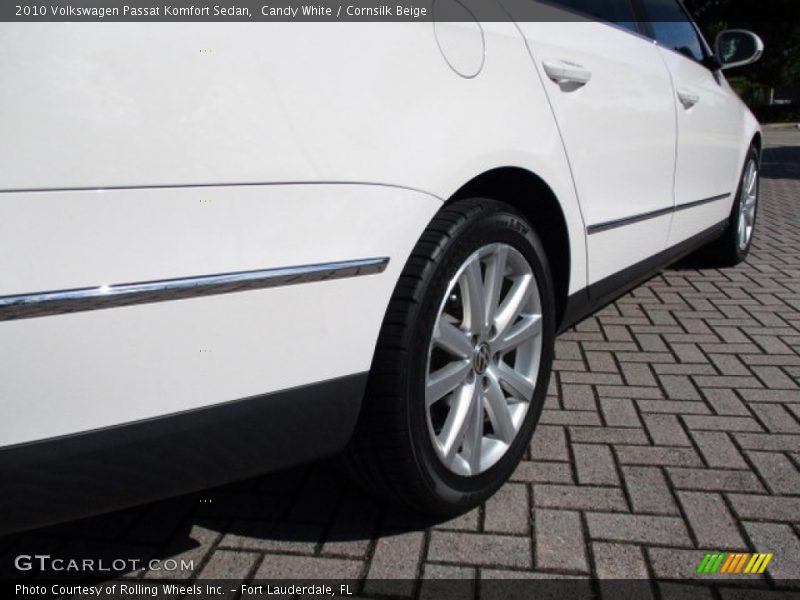 Candy White / Cornsilk Beige 2010 Volkswagen Passat Komfort Sedan