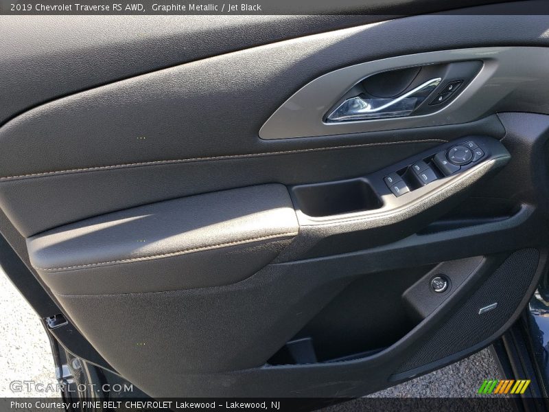 Graphite Metallic / Jet Black 2019 Chevrolet Traverse RS AWD