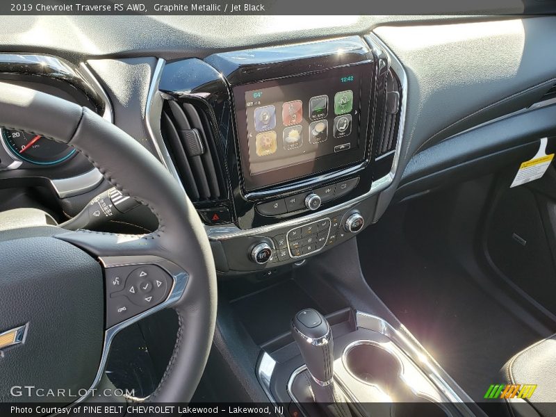 Graphite Metallic / Jet Black 2019 Chevrolet Traverse RS AWD
