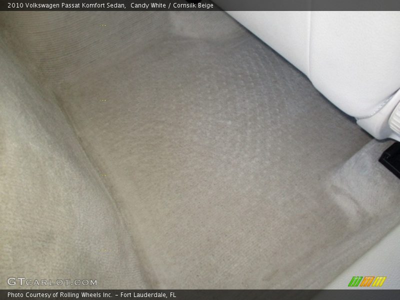 Candy White / Cornsilk Beige 2010 Volkswagen Passat Komfort Sedan