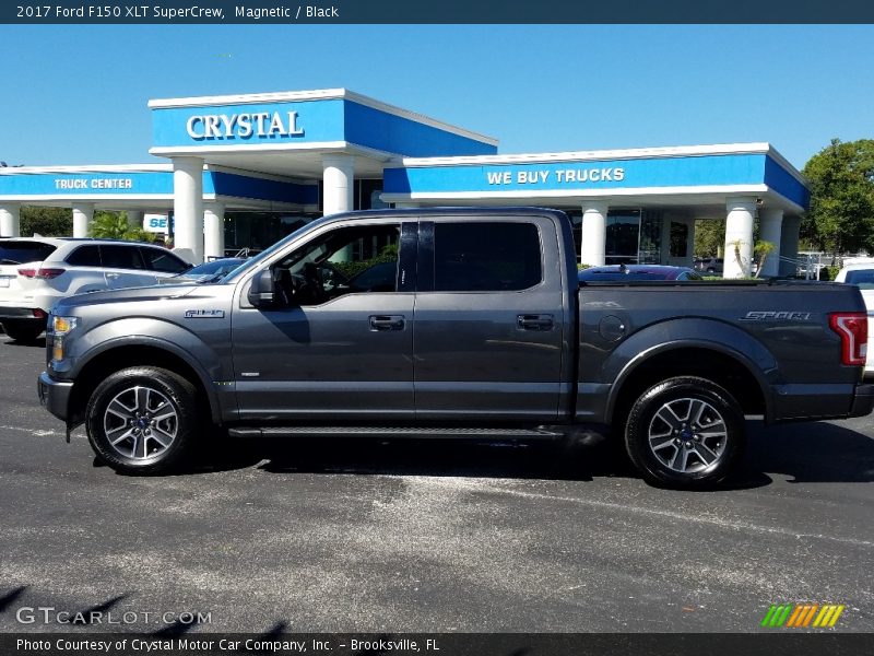 Magnetic / Black 2017 Ford F150 XLT SuperCrew
