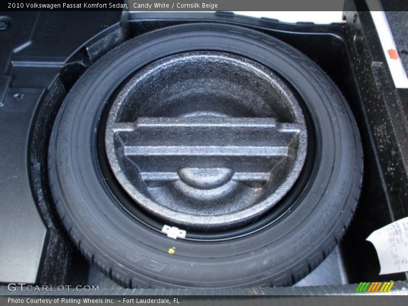 Candy White / Cornsilk Beige 2010 Volkswagen Passat Komfort Sedan