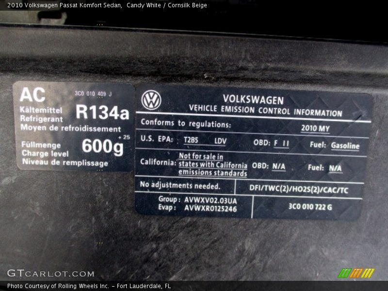 Candy White / Cornsilk Beige 2010 Volkswagen Passat Komfort Sedan