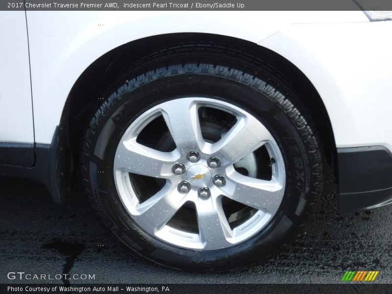 Iridescent Pearl Tricoat / Ebony/Saddle Up 2017 Chevrolet Traverse Premier AWD