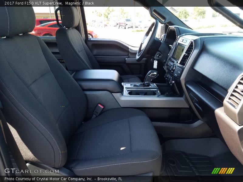 Magnetic / Black 2017 Ford F150 XLT SuperCrew