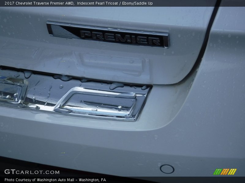 Iridescent Pearl Tricoat / Ebony/Saddle Up 2017 Chevrolet Traverse Premier AWD