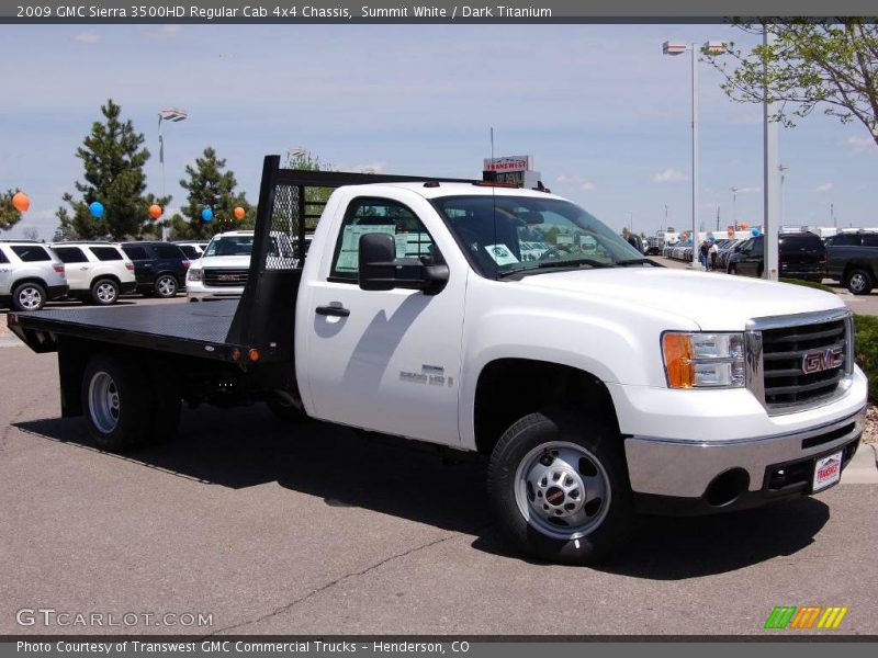 Summit White / Dark Titanium 2009 GMC Sierra 3500HD Regular Cab 4x4 Chassis