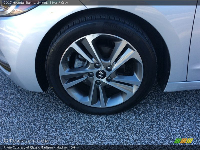 Silver / Gray 2017 Hyundai Elantra Limited