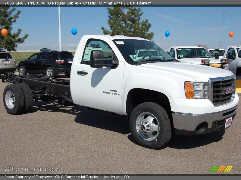 Summit White / Dark Titanium 2009 GMC Sierra 3500HD Regular Cab 4x4 Chassis