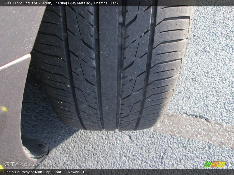 Sterling Grey Metallic / Charcoal Black 2010 Ford Focus SES Sedan